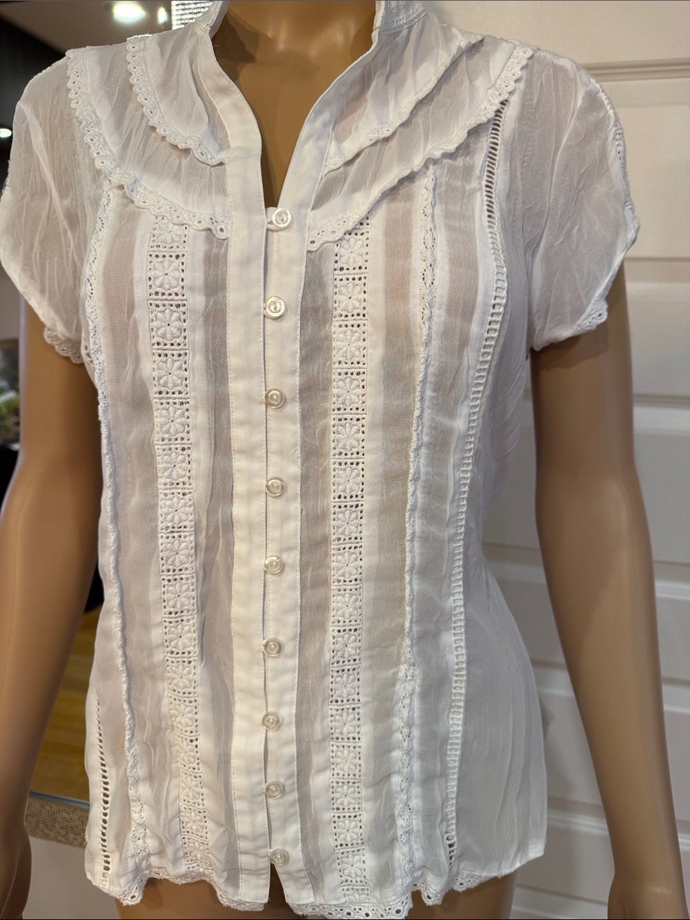 NY Collection White Ruffled Eyelet Button-Front Blouse - Picture 16 of 16
